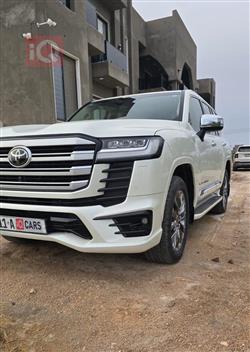 تويوتا لاندكروزر